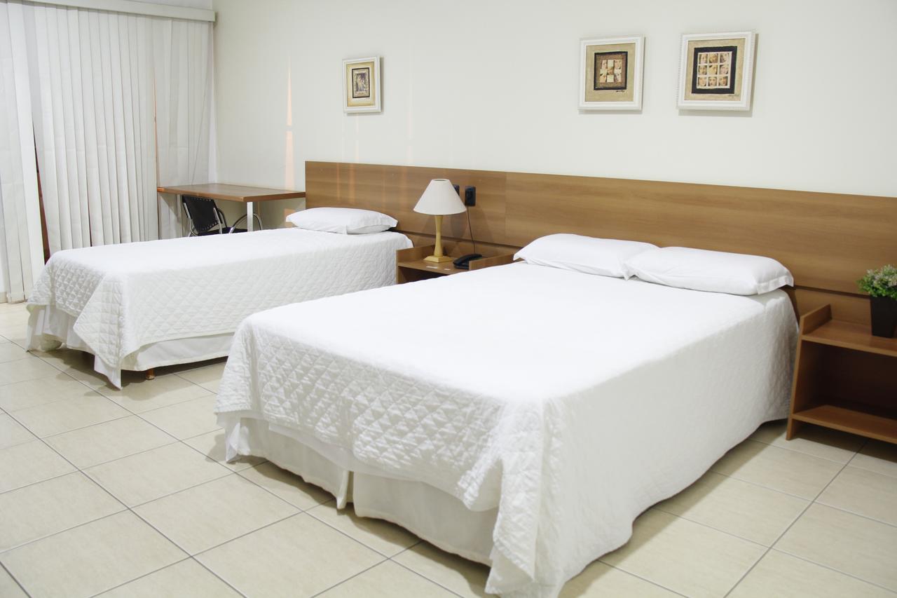 Buriti Hotel Jataí エクステリア 写真